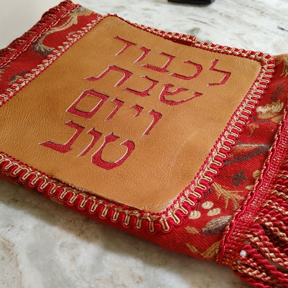 Welcome to my closet! - Picture 8 of 10